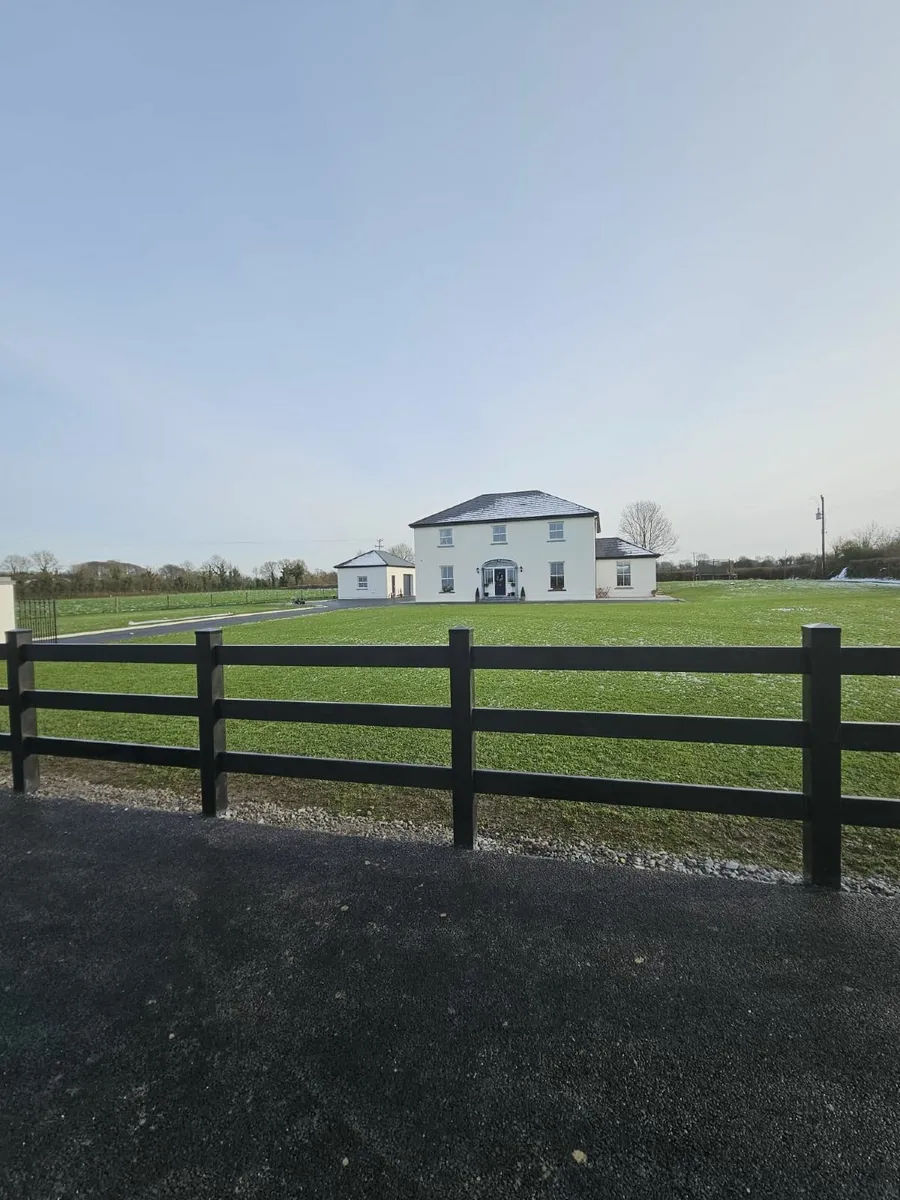 Pvc Lifetime warranty Fencing - Image 2