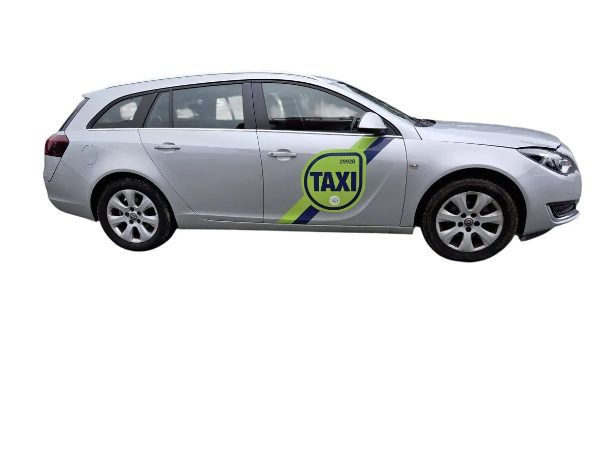 2016 OPEL INSIGNIA For Breaking/Dismantling - Image 2