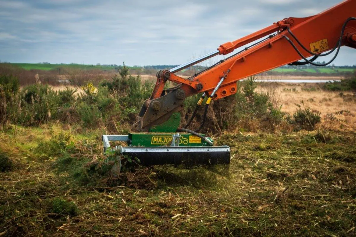 Major Hedge Cutter 1.43m for Excavators - Image 3