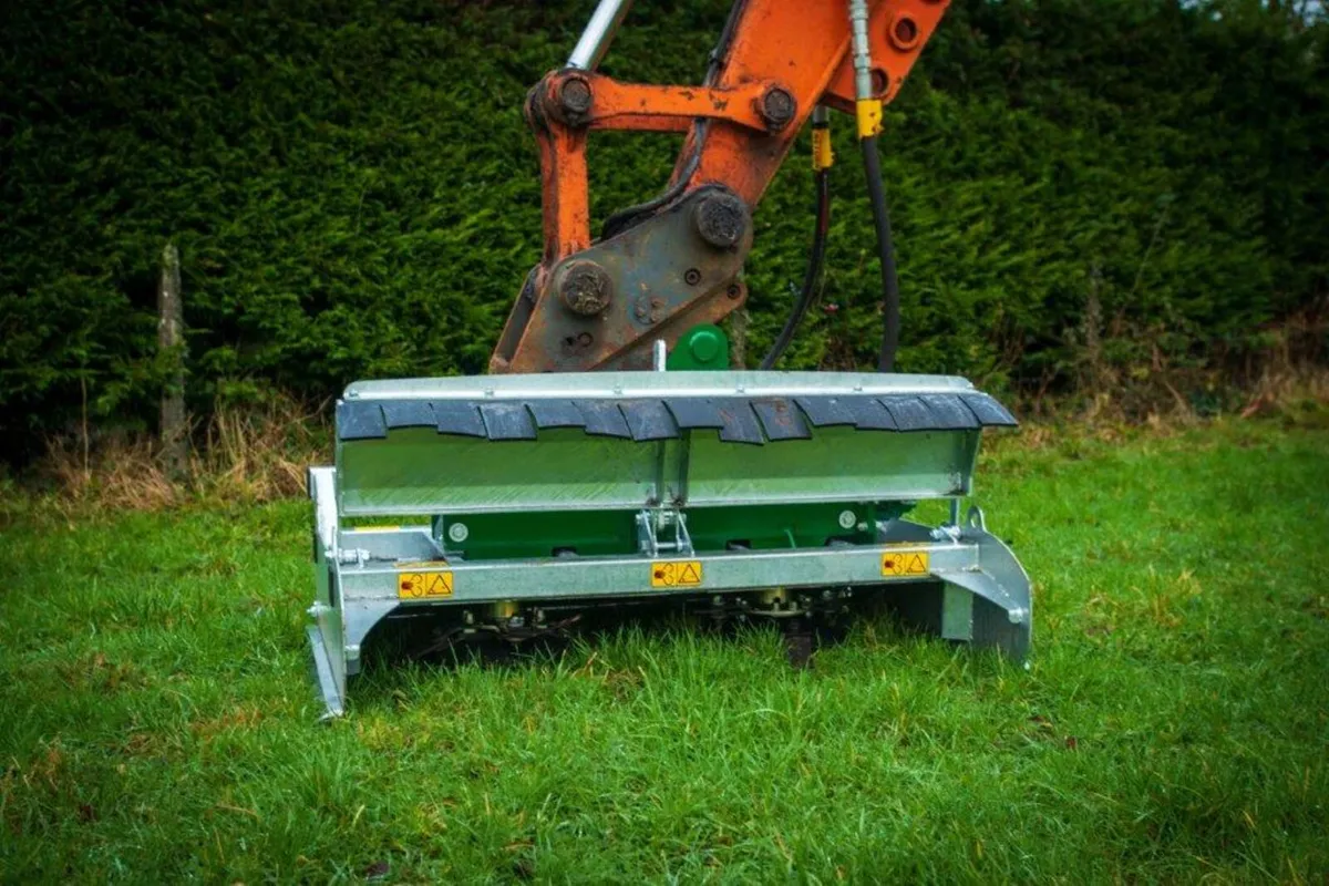 Major Hedge Cutter 1.43m for Excavators - Image 4