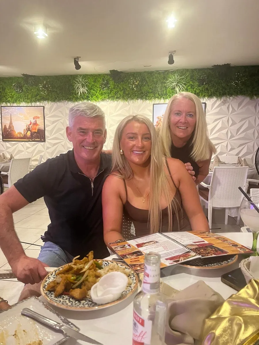 Corner glass unit/press - Image 4