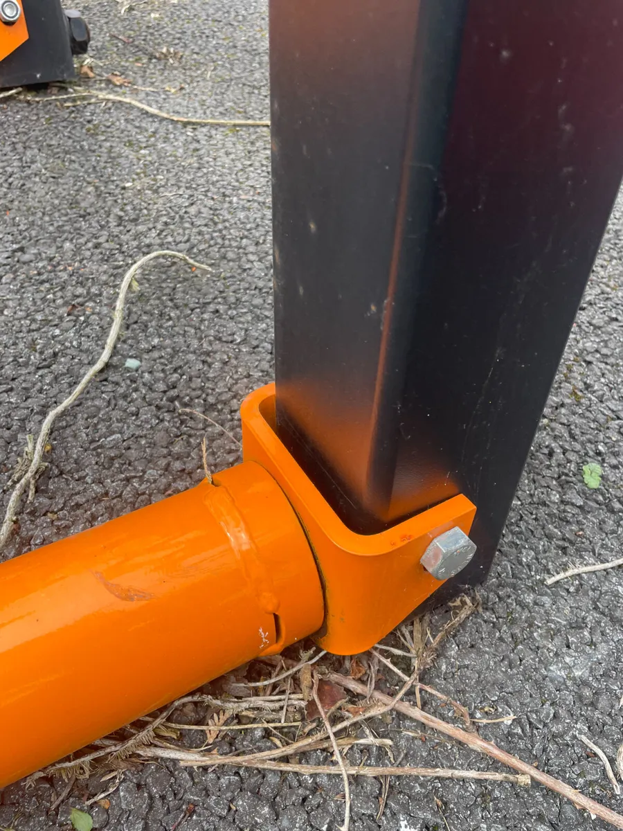 New Quicke Flexibal Bale Handler - Image 3