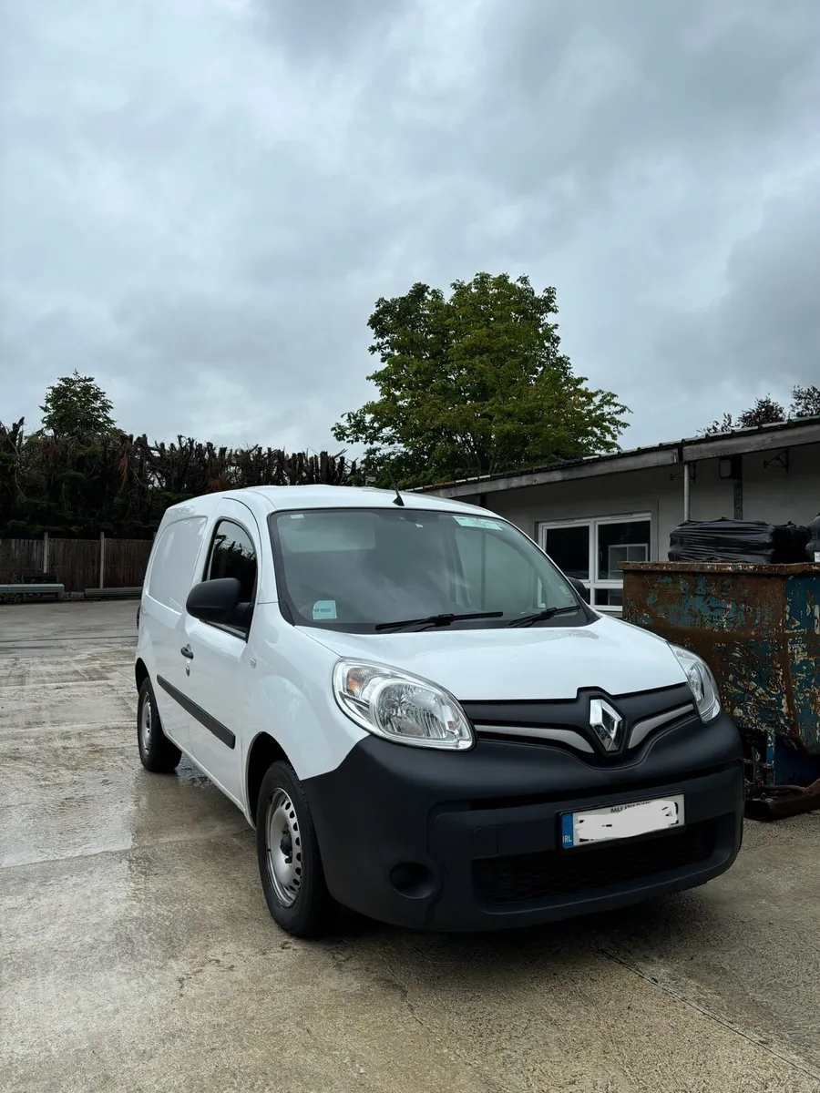 Van Hire - Image 2