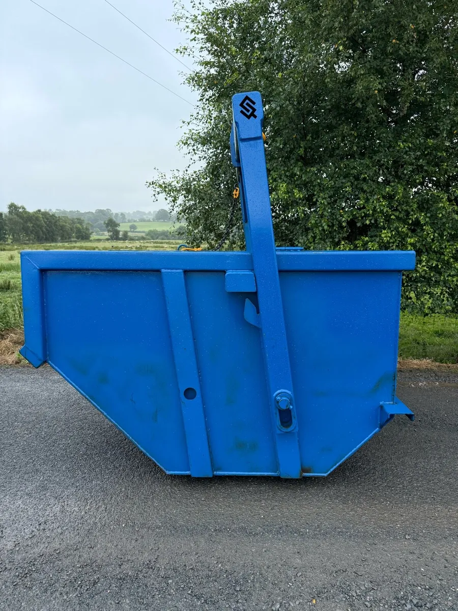 Crane Boat Skip 3000 Litre - Image 4