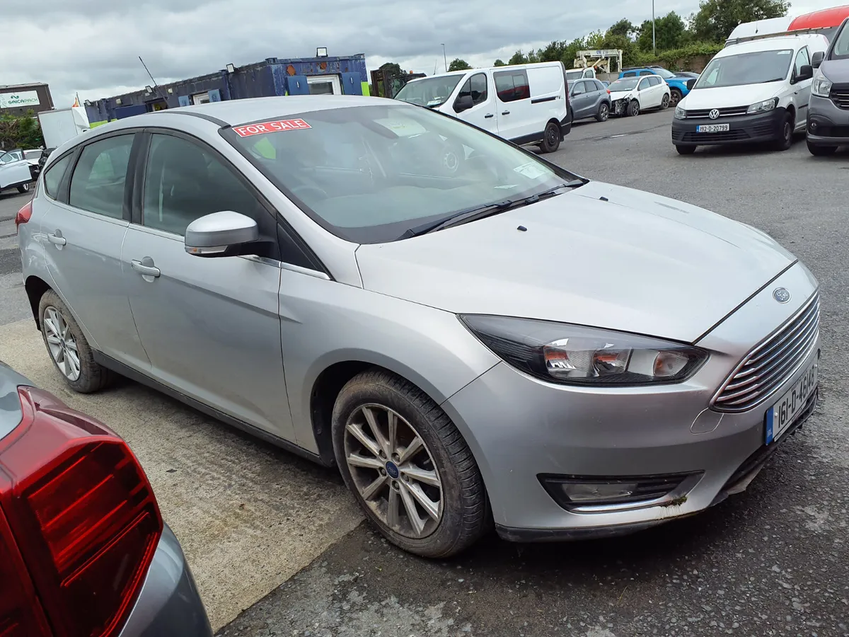 2016 Ford focus titanium - Image 2