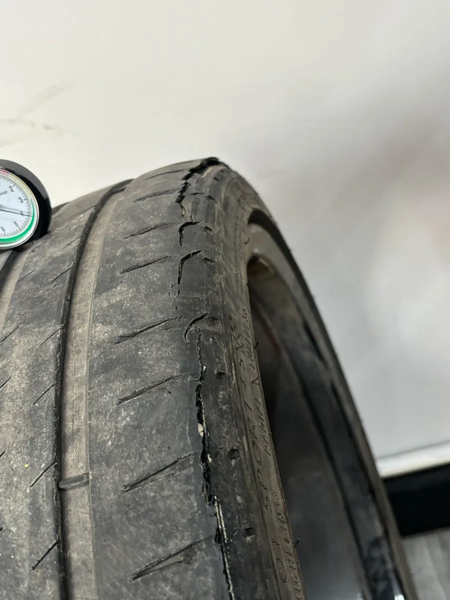 20" GENUINE BMW 666M ALLOY WHEELS & TYRES 8090193B - Image 4