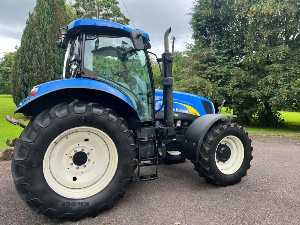 NH T6080 R.C. - Image 2