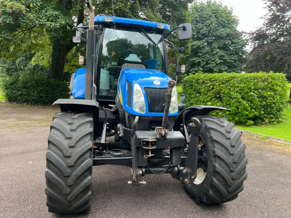 NH T6080 R.C. - Image 3