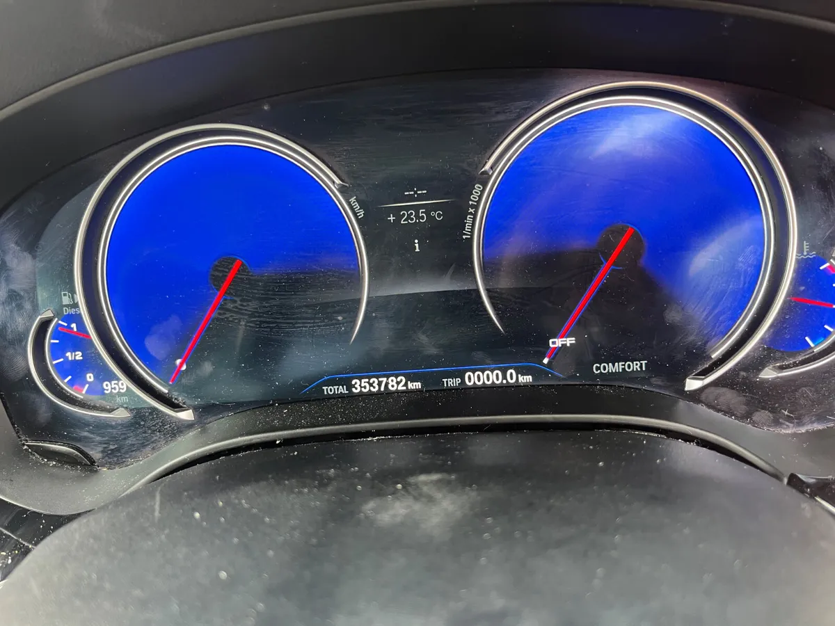 BMW 5 series G30 Speedo repair - Image 4