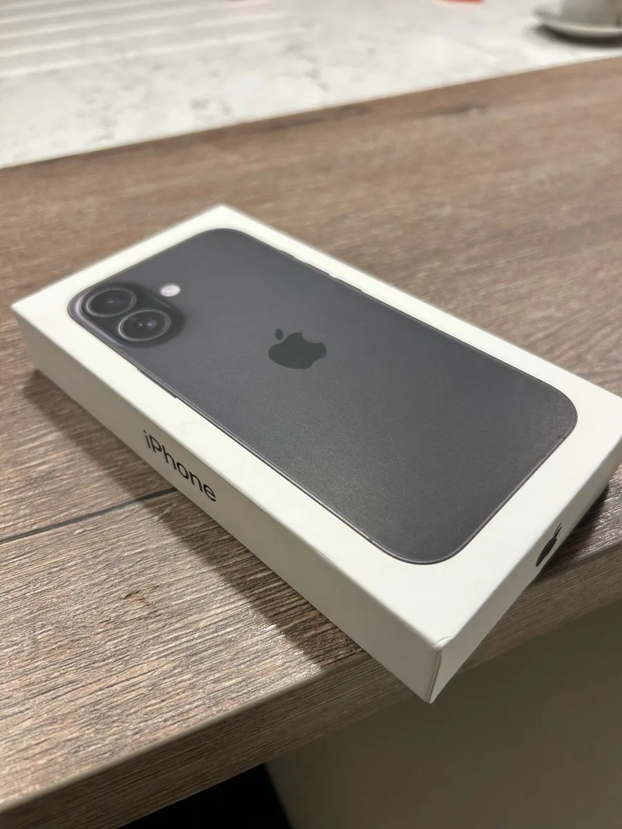 Iphone 16 256GB Brand New Unopened - Image 2