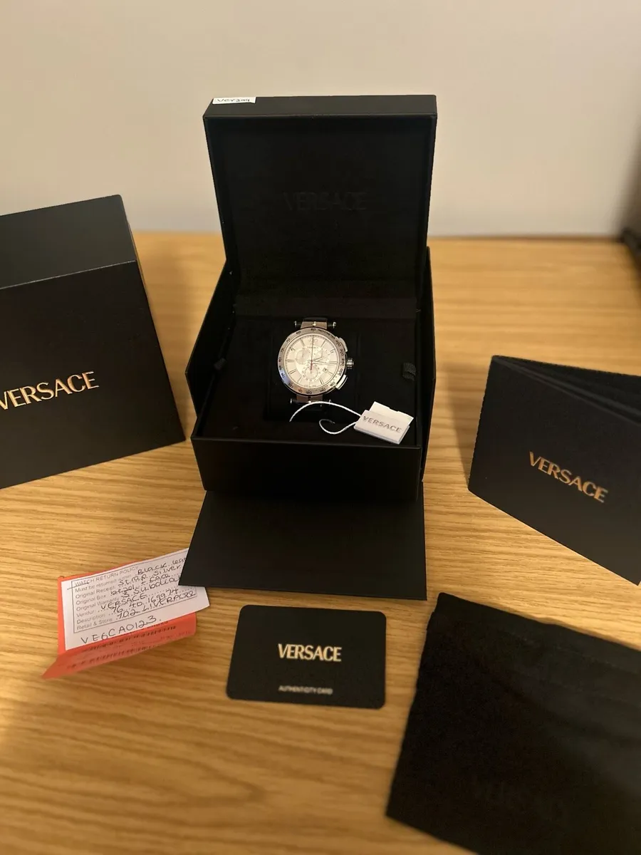 Versace men’s watch real - Image 1