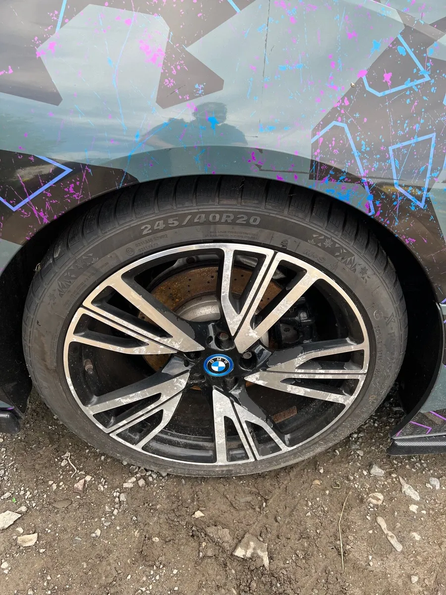 Breaking Bmw i8 2017 L12/L15 1.5 hybrid - Image 3