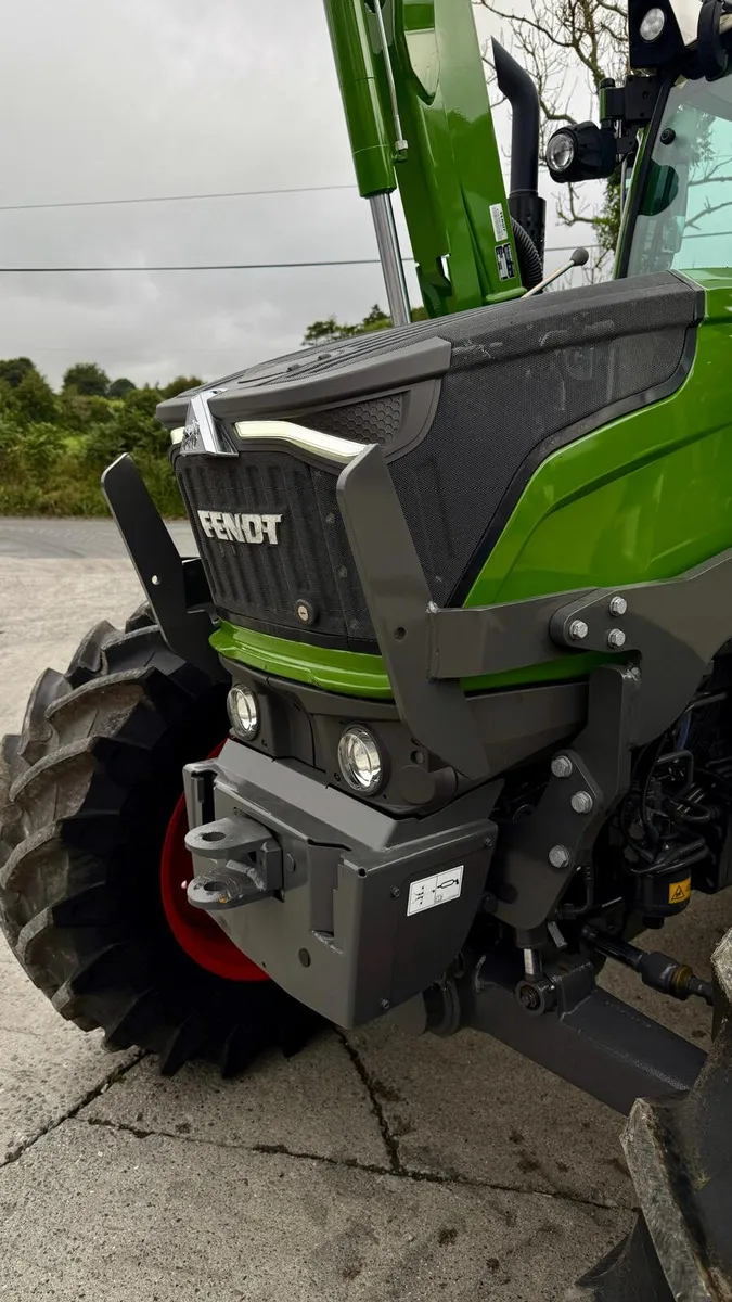 New Fendt 211 Vario Gen 3 In Stock - Image 4