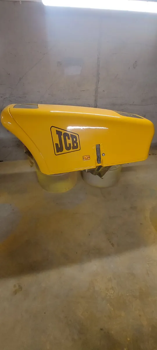 Jcb - Image 1