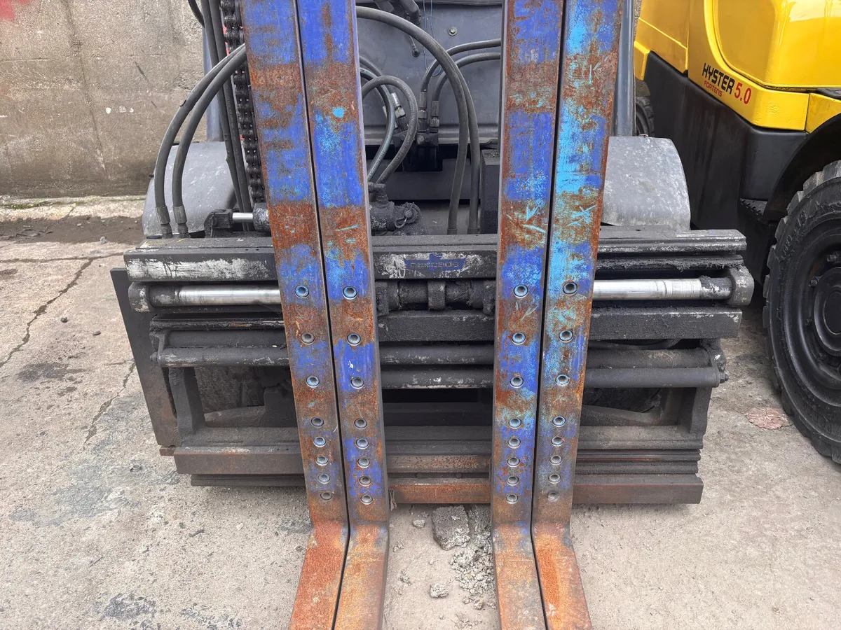 2010 3.5 Ton LINDE Forklift - Image 2