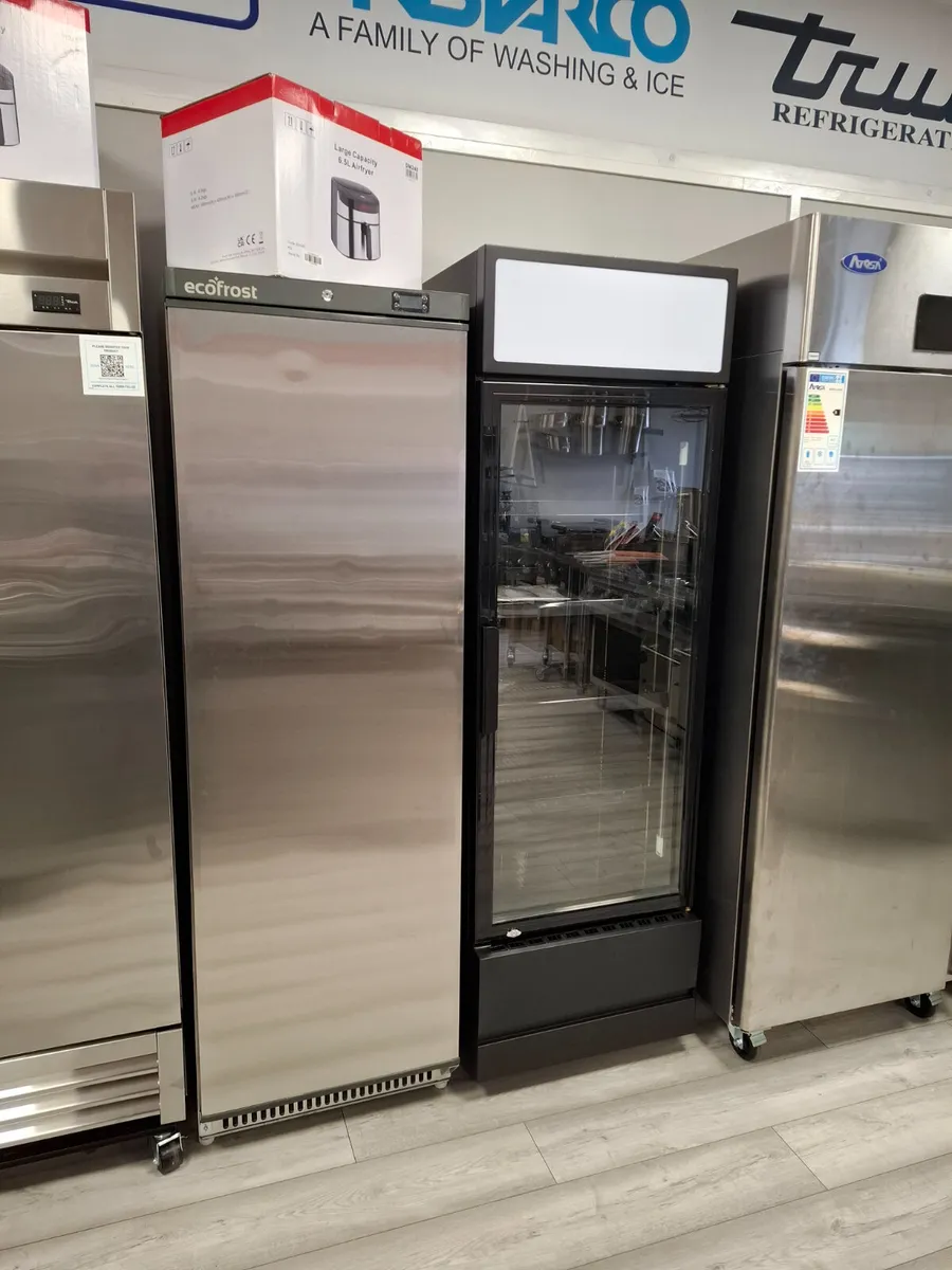 Commercial Refrigerators and Freezers - Image 3