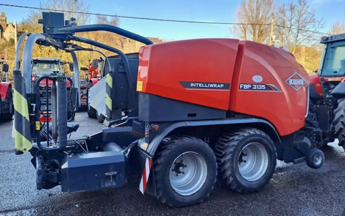 Kuhn FBP3135 Combi baler - Image 2