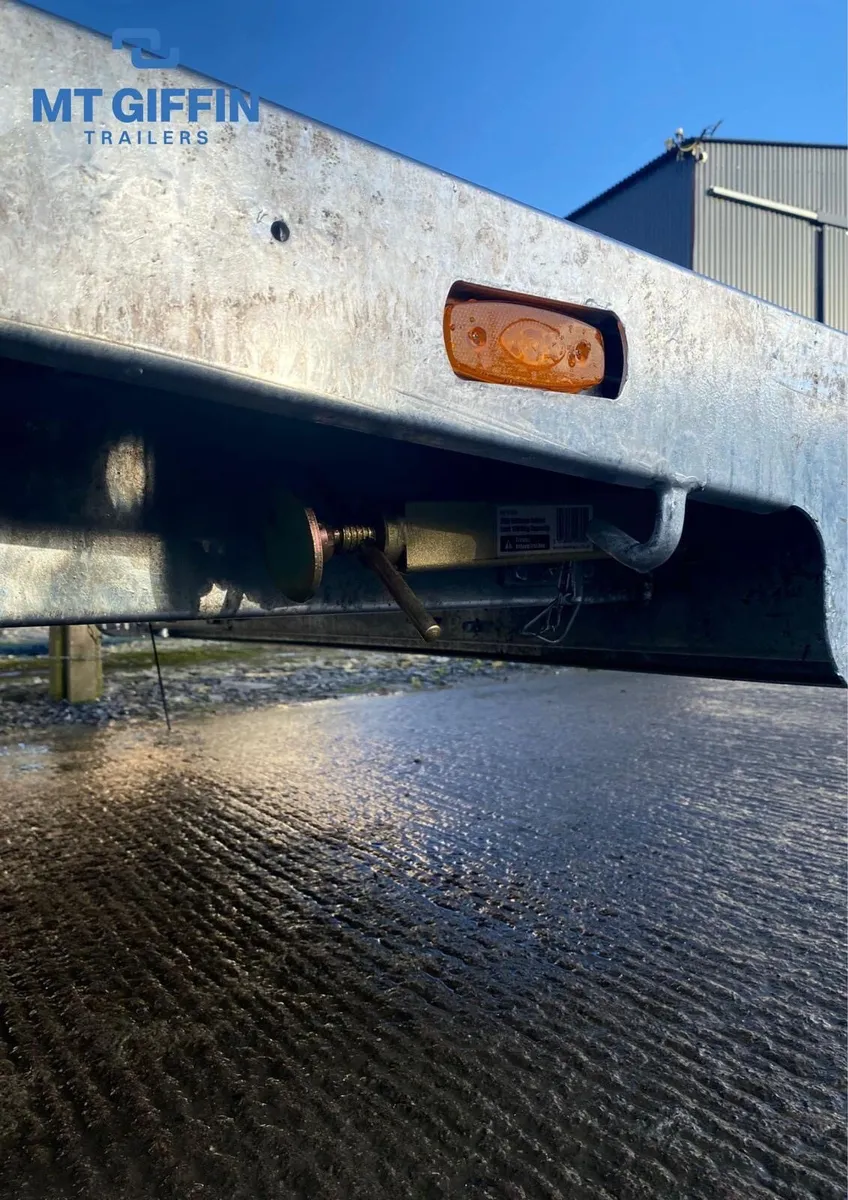 New TuffMac (16x6’6) Beavertail Low Loader Trailer - Image 4