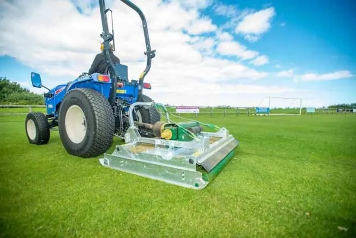 Major CS Pro 1.5m Roller Mower - Image 4