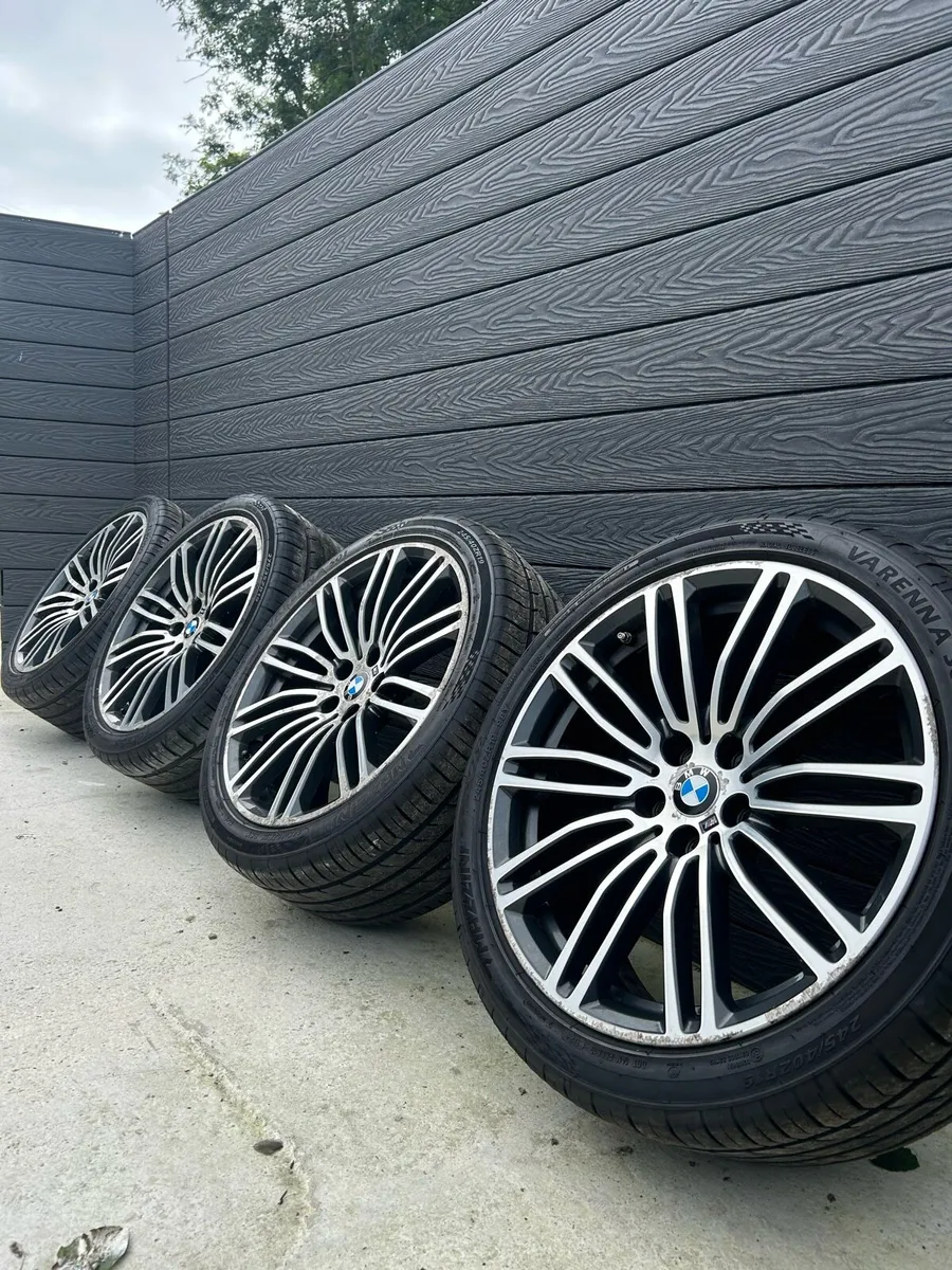 19” GENUINE BMW 5 SERIES ALLOY WHEELS & TYRES - Image 1