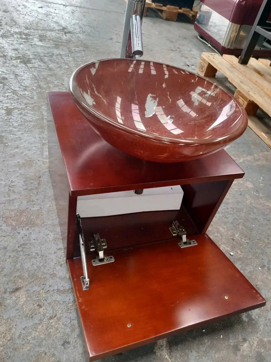 Bathroom glass sink unit - Image 2