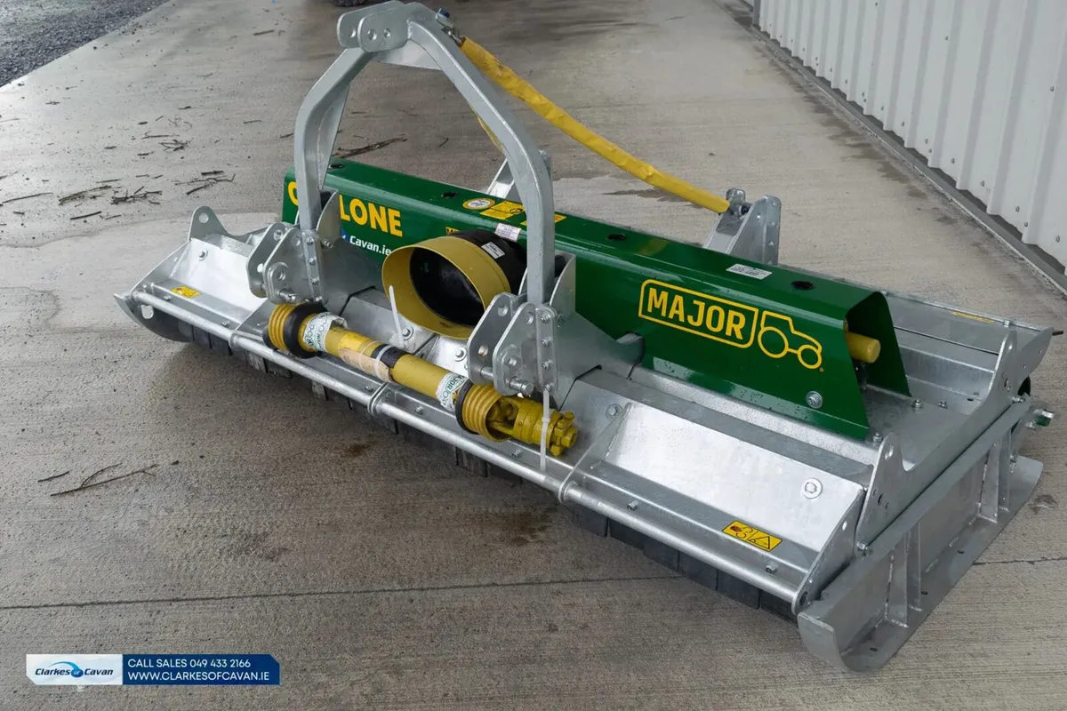 Major Cyclone 2.5m - Image 1