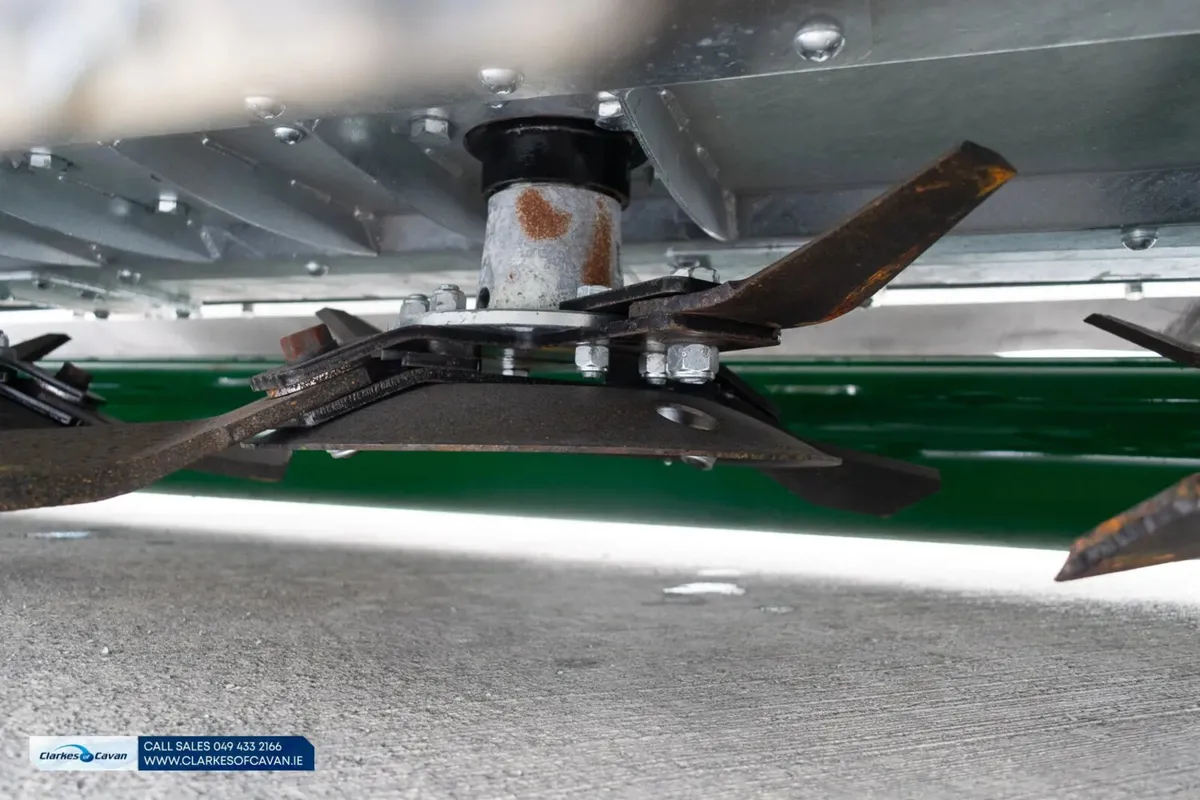 Major Cyclone 2.5m - Image 2