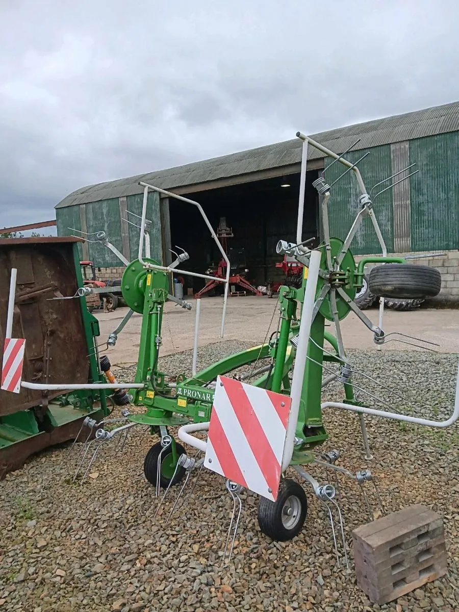 Pronar tedder €8350 Inc vat - Image 2