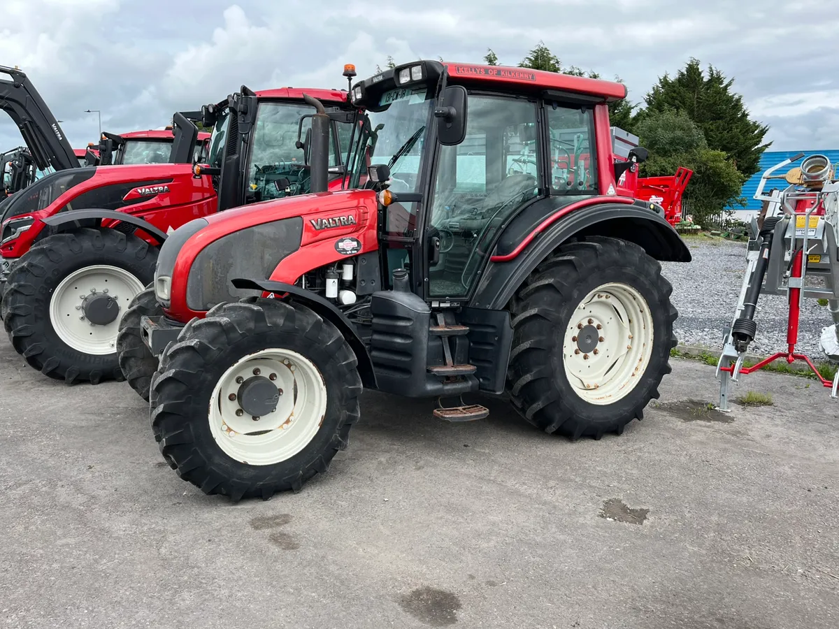 Valtra N92 - Image 1