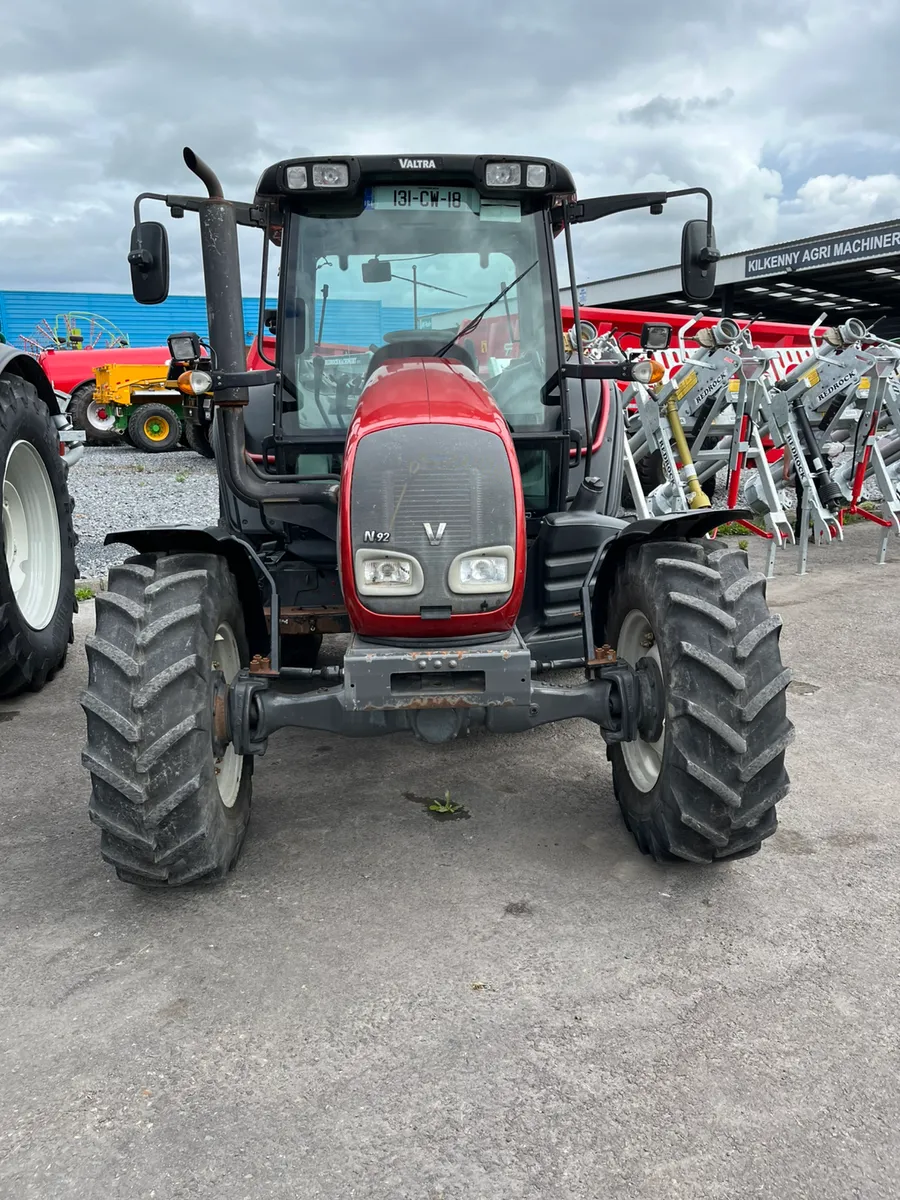 Valtra N92 - Image 4