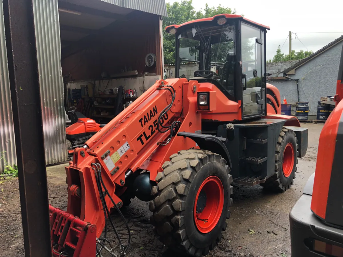 Used Loaders - Image 1