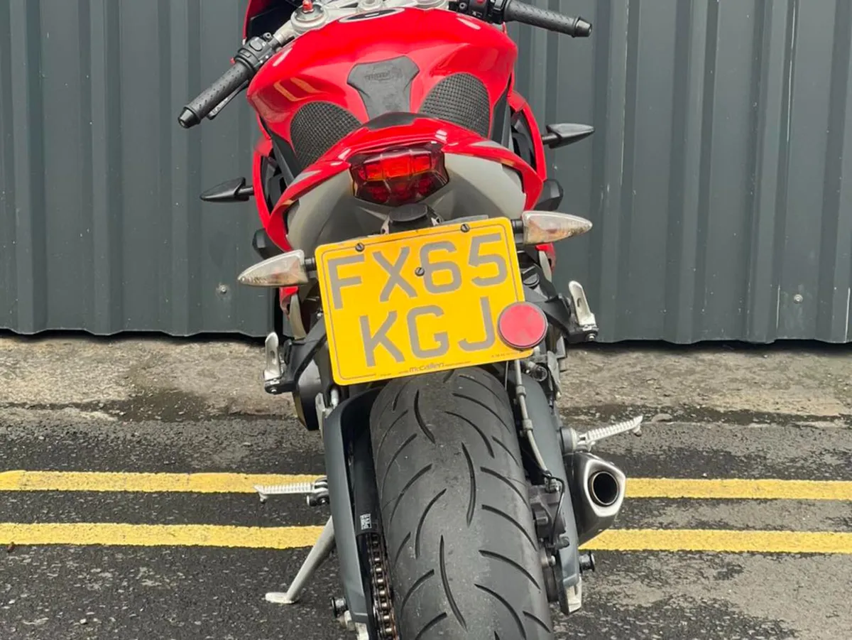 2015 Triumph Daytona 675 - Image 4