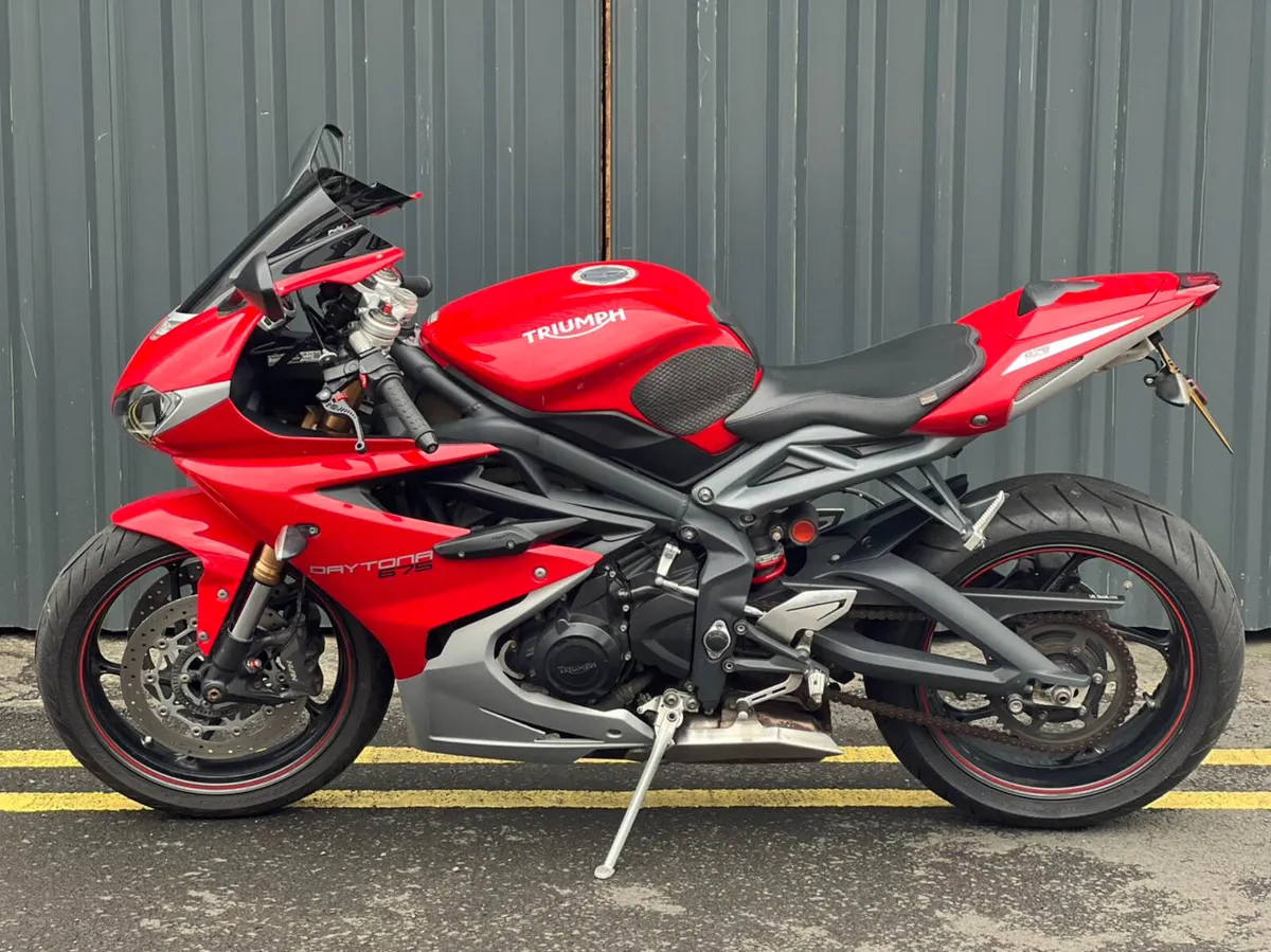 2015 Triumph Daytona 675 - Image 3