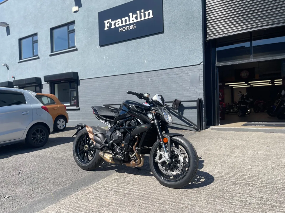 2025 MV Agusta Dragster 800 R - Image 1