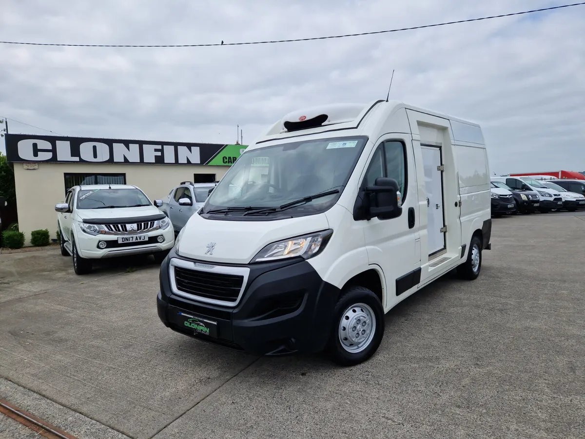 202 PEUGEOT BOXER FRIDGE VAN OVERNIGHT PLUG IN - Image 1