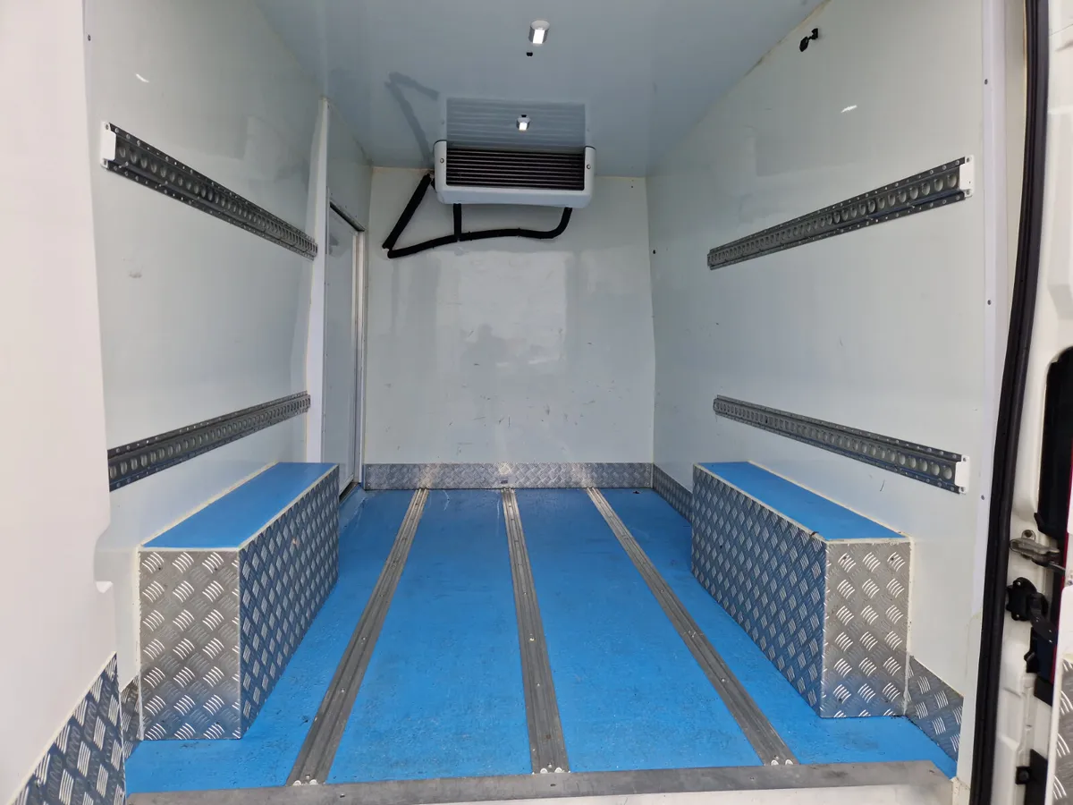 202 PEUGEOT BOXER FRIDGE VAN OVERNIGHT PLUG IN - Image 2