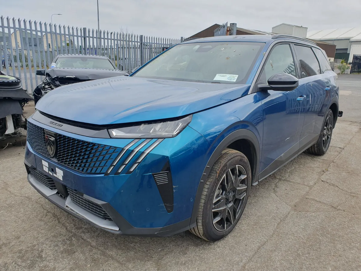 25 PEUGEOT 5008  1.2 P MHEV FOR BREAKING - Image 1
