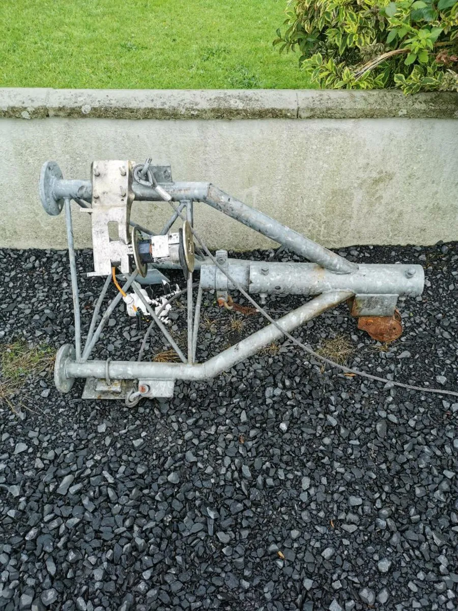 Tower/mast/truss - Image 4