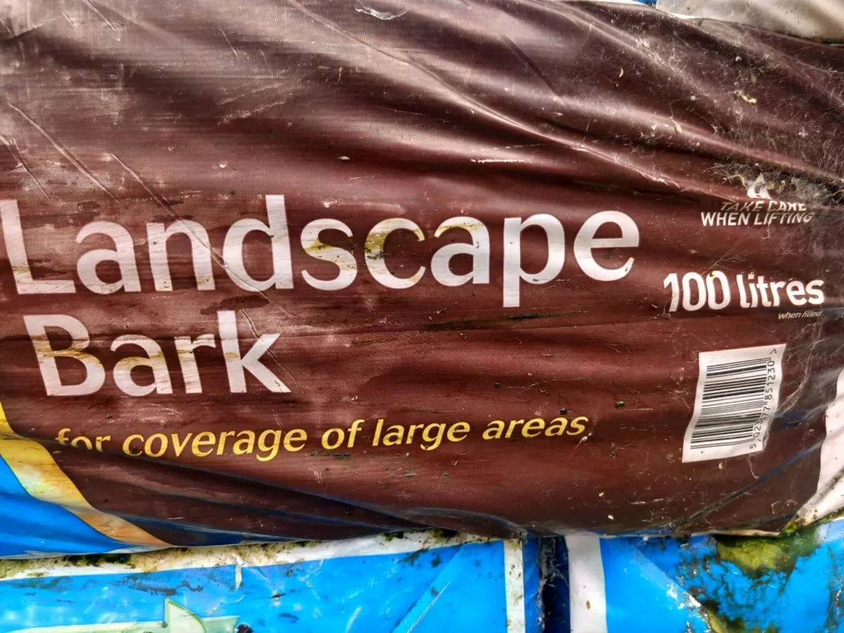 Bark mulch - Image 1