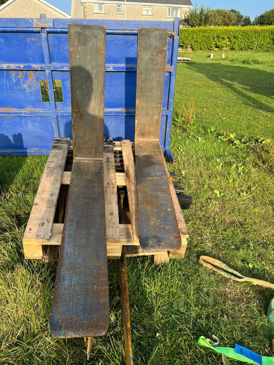 PALLET FORKS Heavy set - Image 1
