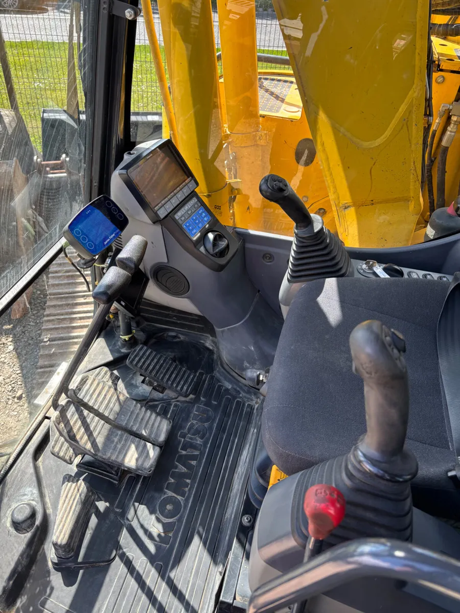 Self Drive Hire Of 13 & 20 Ton Machines - Image 4