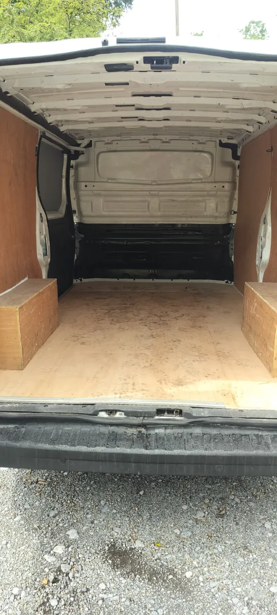 Renault Trafic 2021 - Image 4