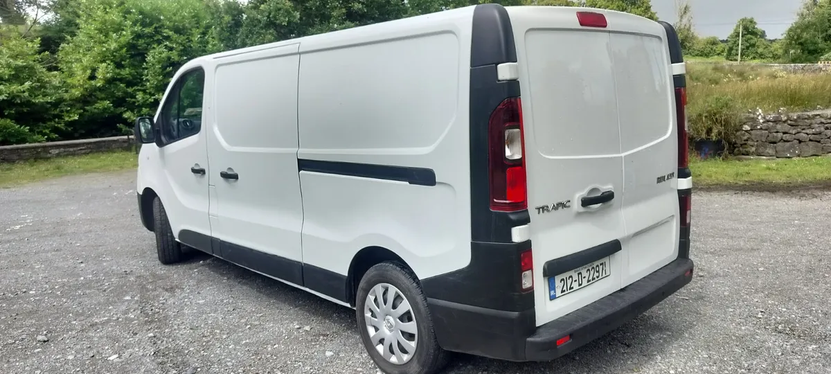 Renault Trafic 2021 - Image 3