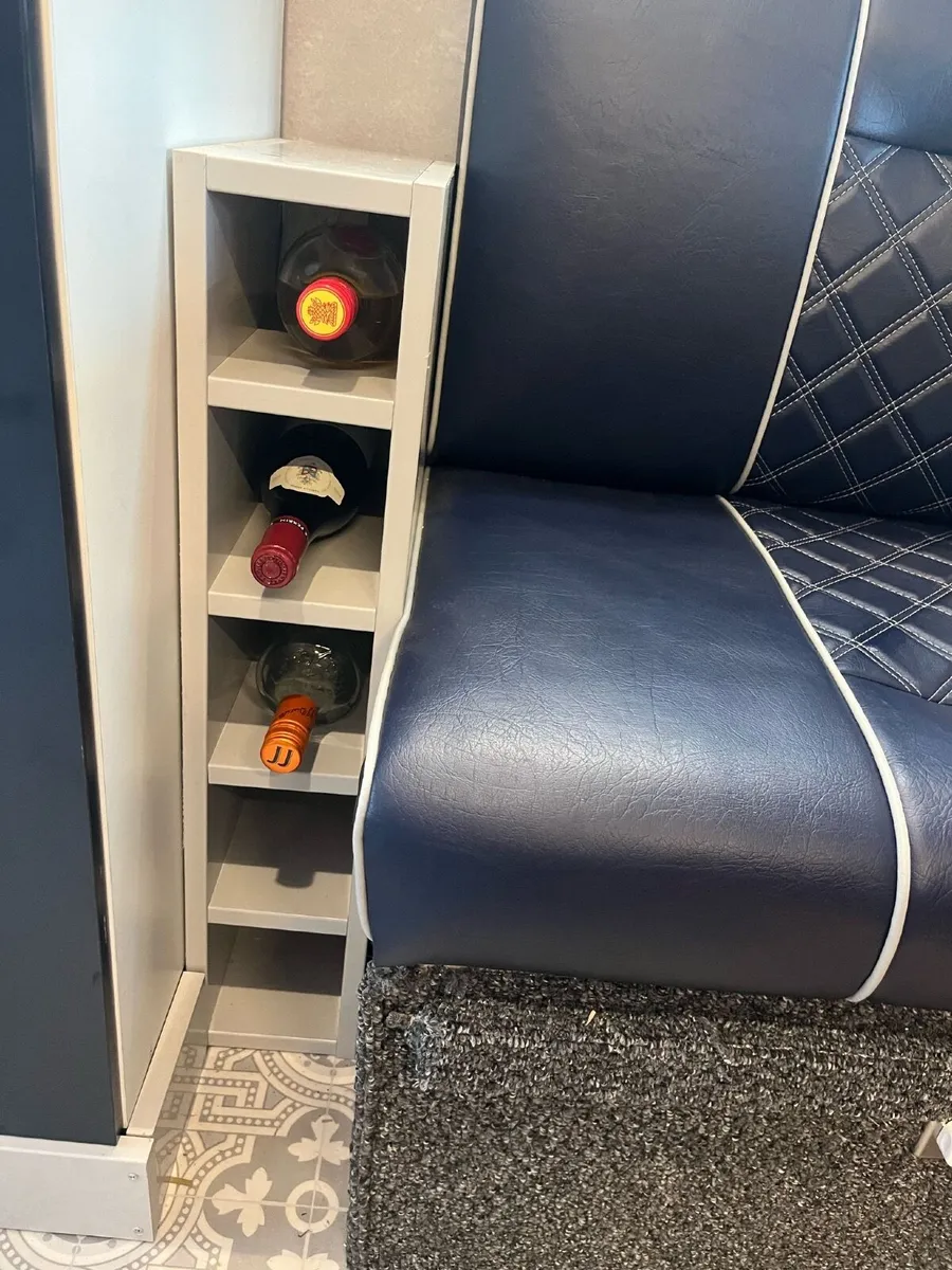 Horse Lorry - Reduced to sell - Image 3