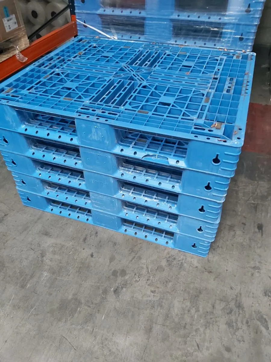 Plastic pallets - Image 2