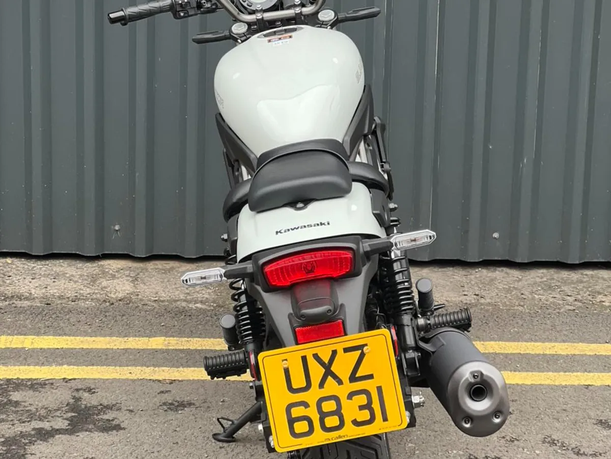 Ex-Demo 2025 Kawasaki Eliminator 500 - Image 4