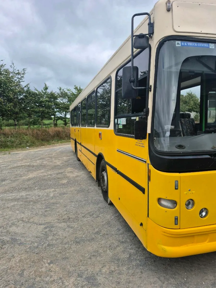 57 seater - Image 1
