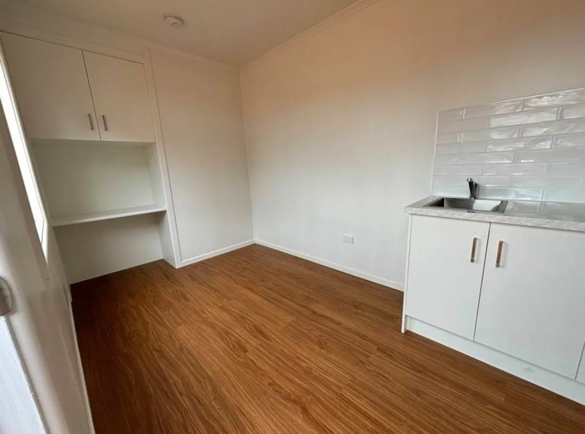 Container home - garden room, home office, bedroom - Image 3