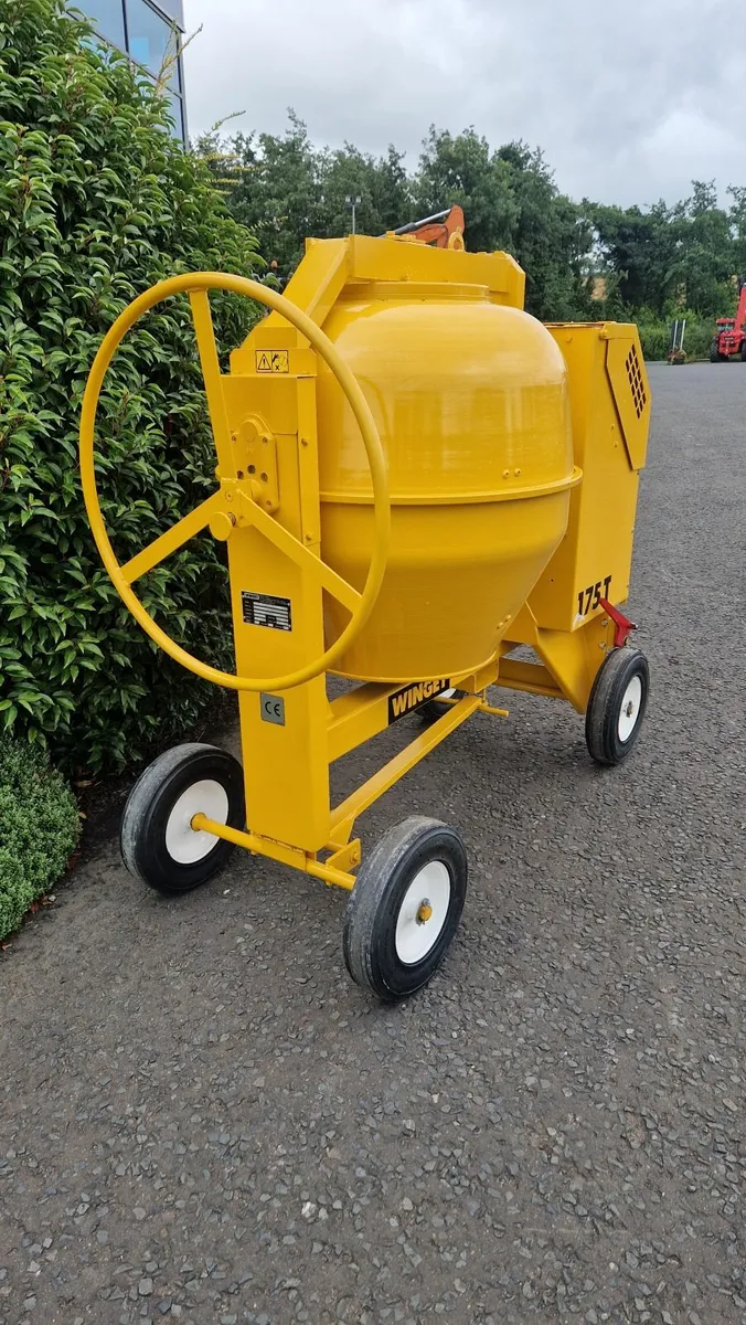 New 2025 Winget 175 Mixers Standard & Fast Tow - Image 3