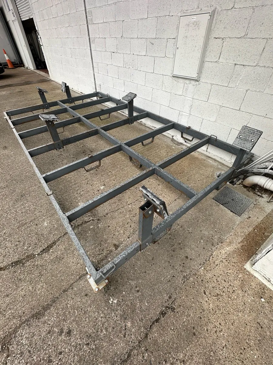 Boat cradle with wheels - Image 3